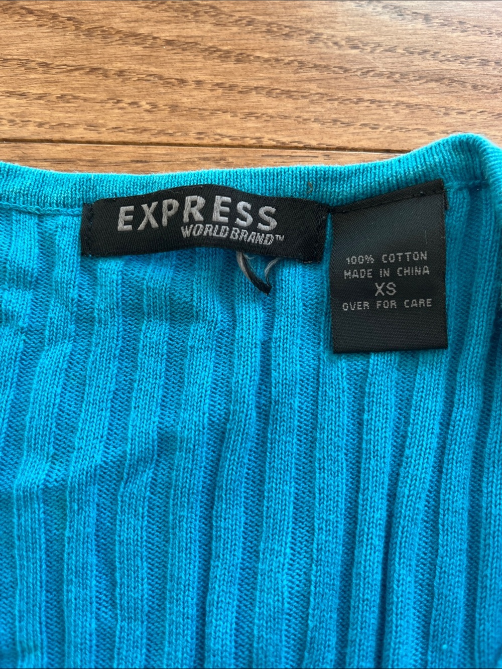 Express Women’s Turquoise Ribbed Button-Down Cardigan - Picture 2 of 4